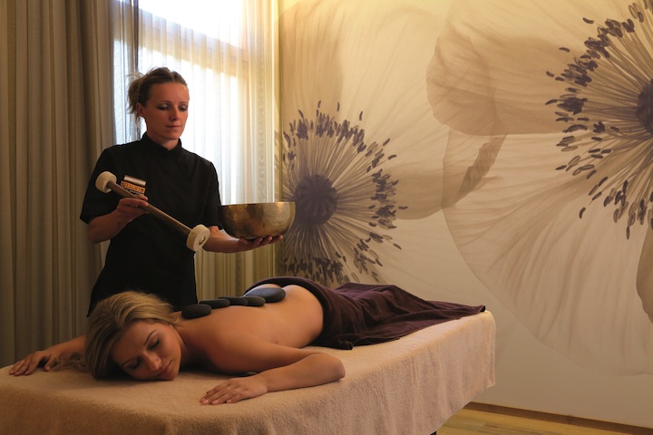 Romantik_Hotel_Weisses_Kreuz_-_Massaggio